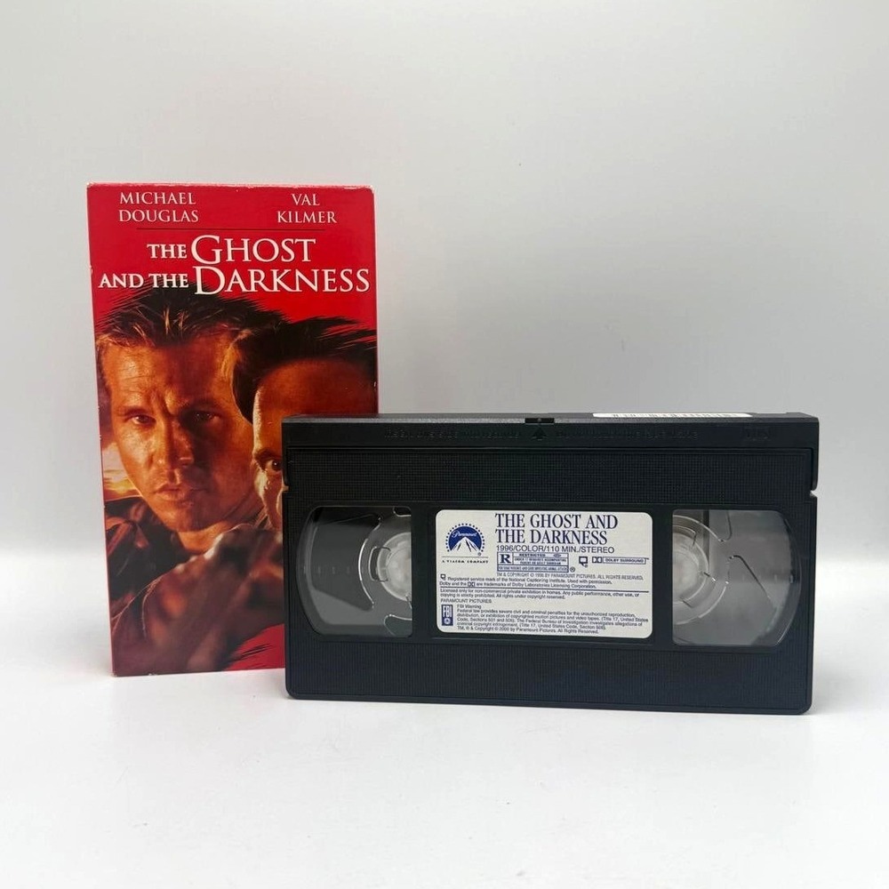 The Ghost and the Darkness VHS Michael Douglas Val Kilmer 1996 Paramount 323503
